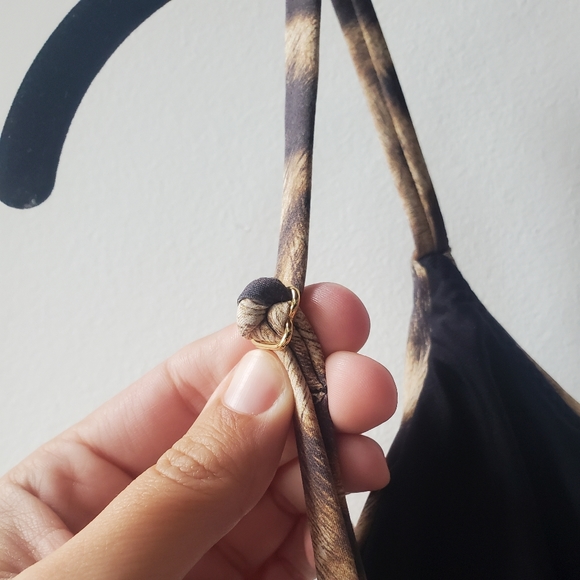 PilyQ Kylie Leopard-Print Triangle Bikini Swim Top Medium - Picture 14 of 14